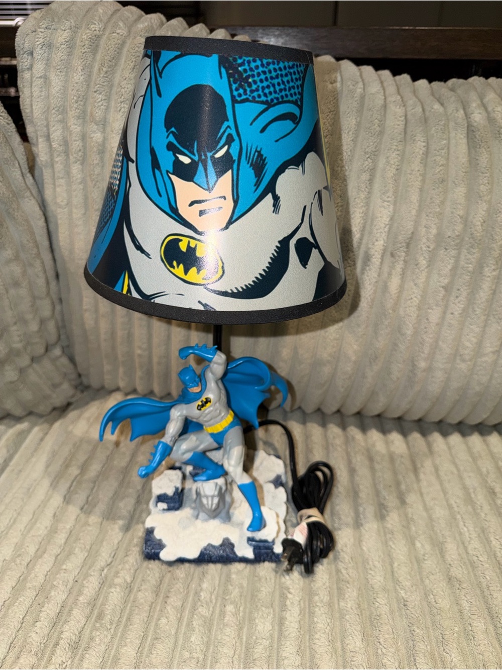 Batman Graphic Blue Table Lamp - Superhero Home Accent